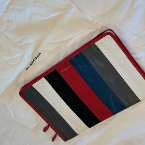 BRAND NEW Bazar Bag Leather Clutch Bag